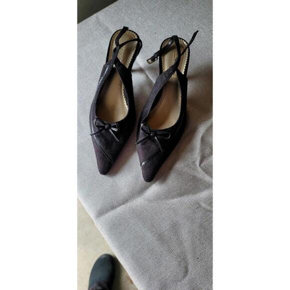 Ladies shoes - Picture 1 of 5